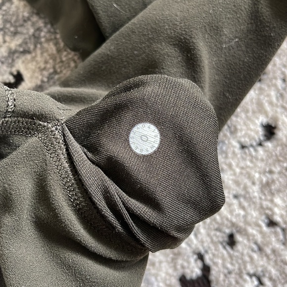 LULULEMON leggings!! - Picture 2 of 2